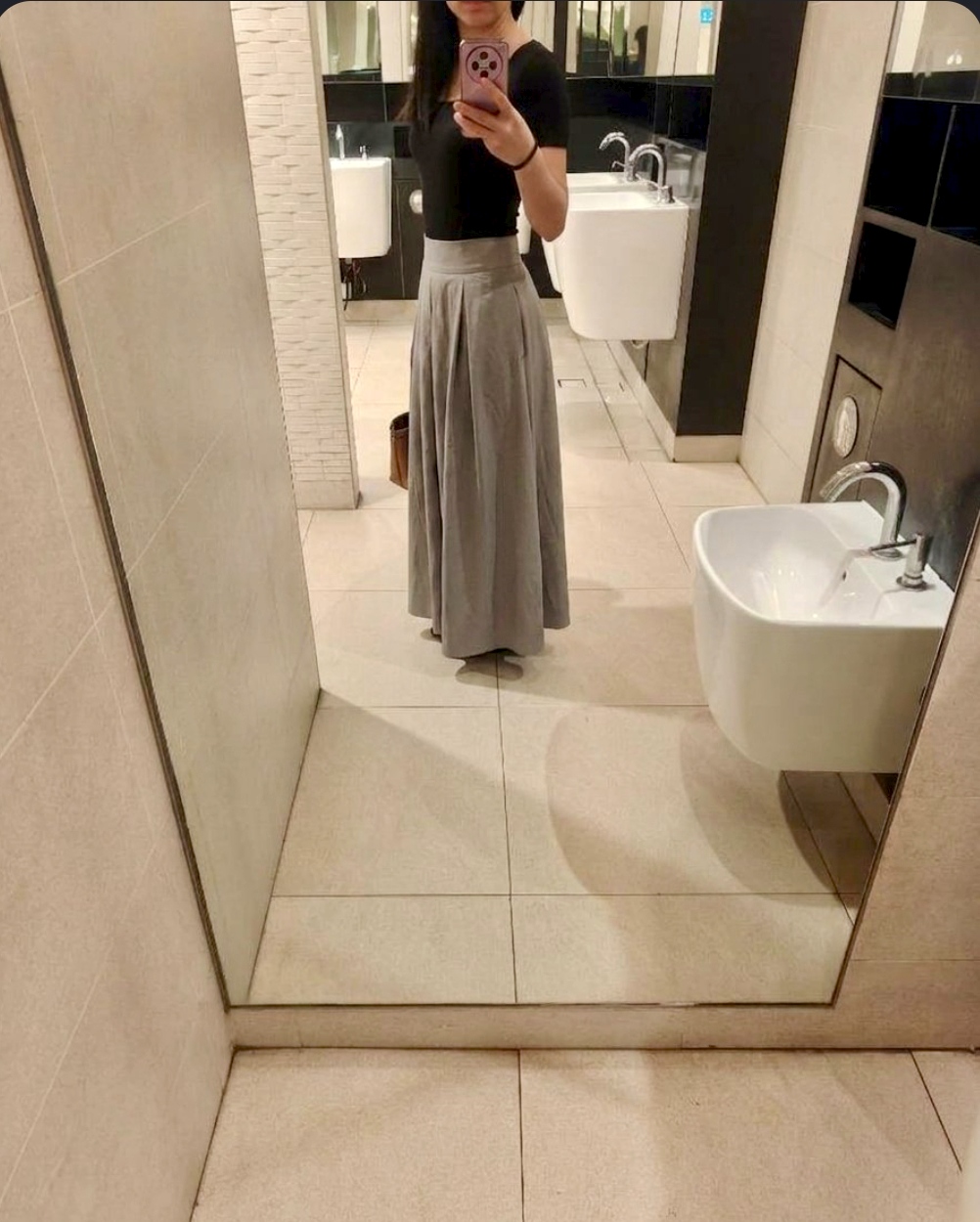 Petite asian Jassberryy in her casual outfit posing for a selfie
